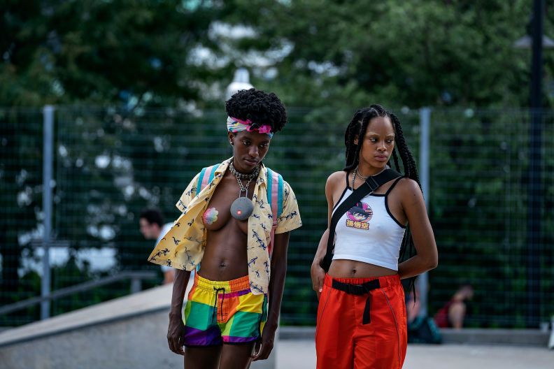 Fotoğraf Moonbear, Ajani Russell