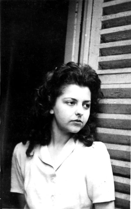 Fotoğraf Madeleine Riffaud