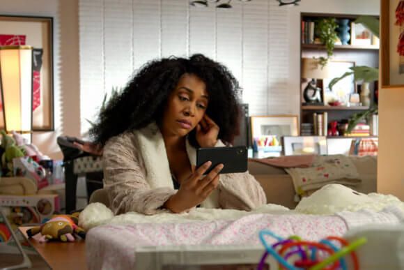 Fotoğraf Simone Missick