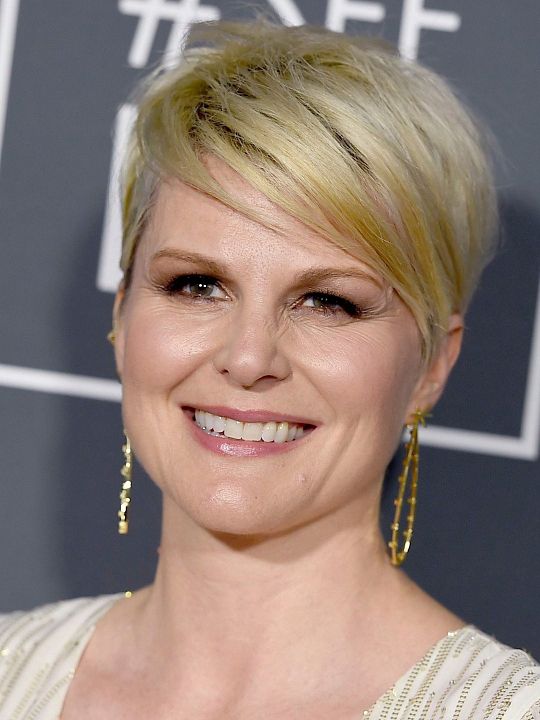 Afiş Jennifer Robertson