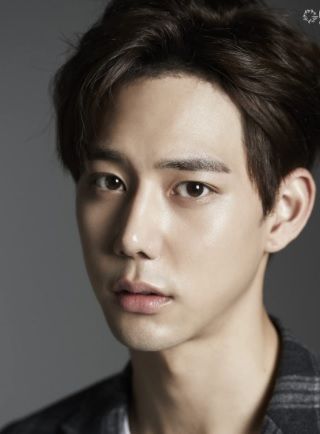 Afiş Jin Ju-hyeong