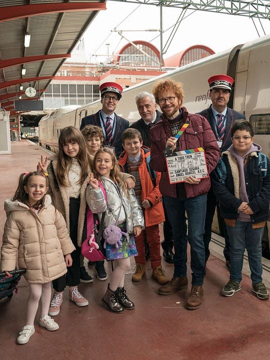 ¡A todo tren! (Destino Asturias) : Afiş