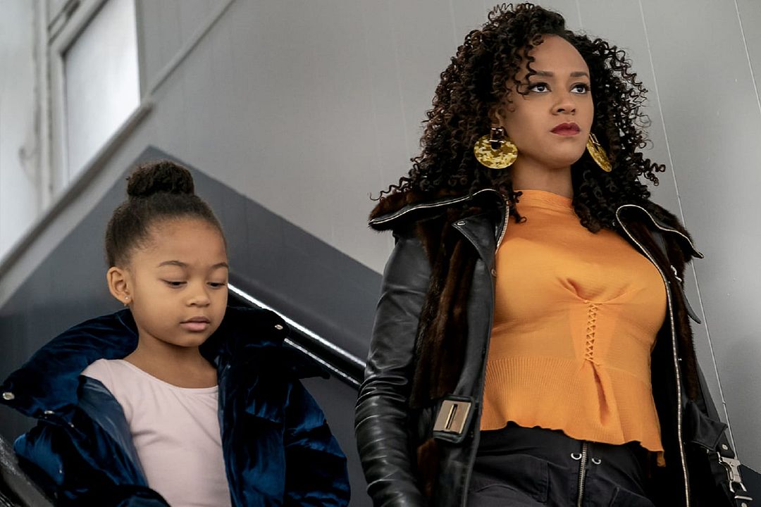 Fotoğraf Corbin Reid