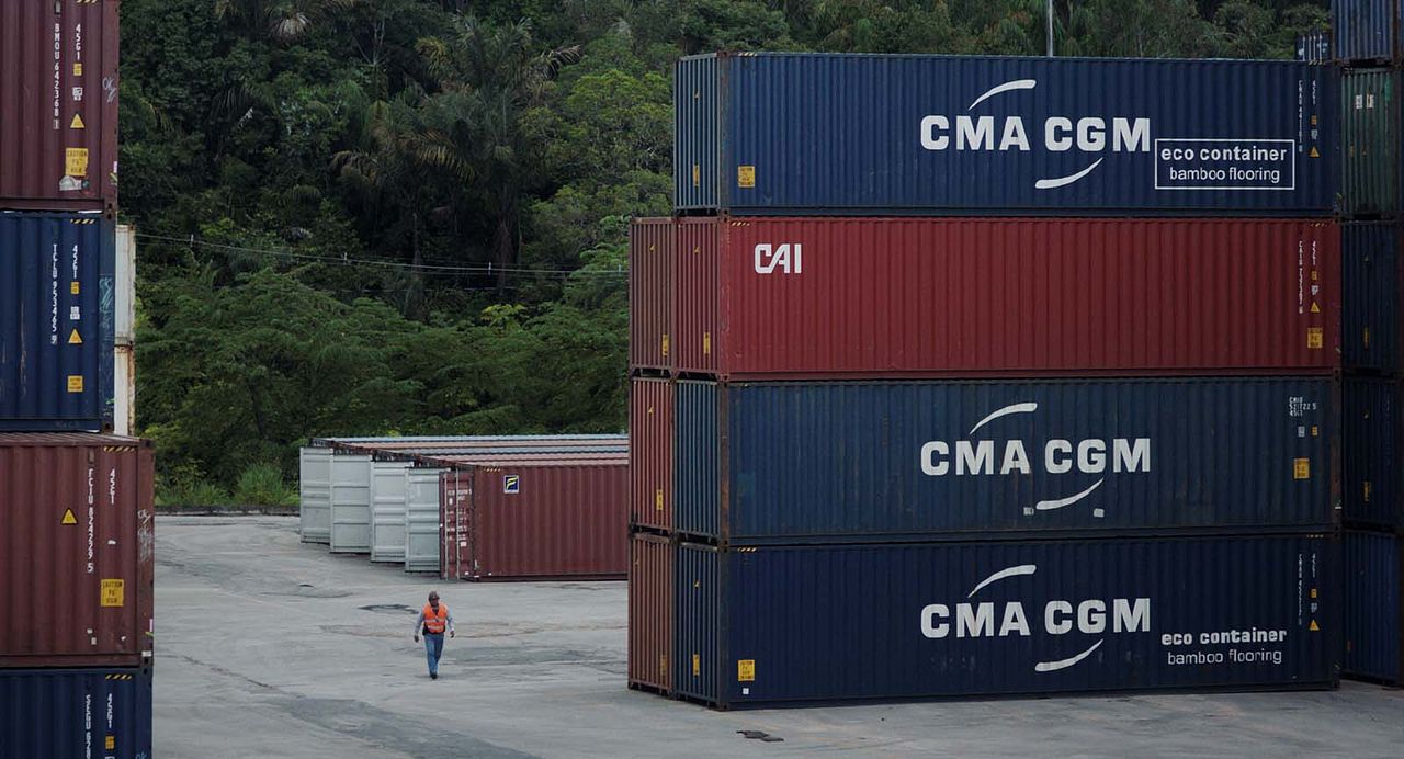 La Fièvre : Fotoğraf Regis Myrupu