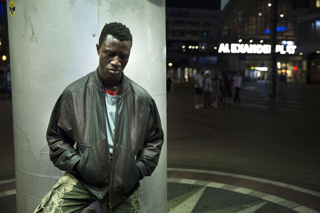 Berlin Alexanderplatz : Fotoğraf Welket Bungué