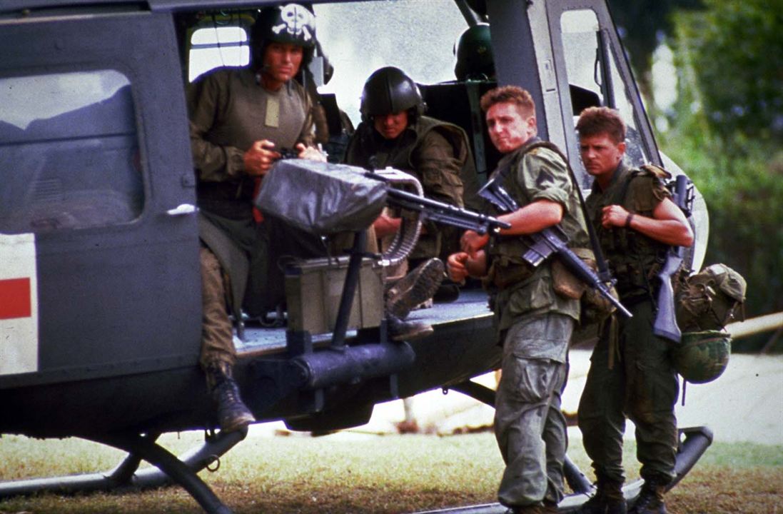 Casualties of War : Fotoğraf Michael J. Fox, Sean Penn
