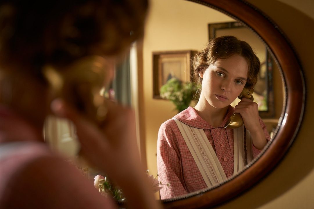 Mothering Sunday : Fotoğraf Odessa Young