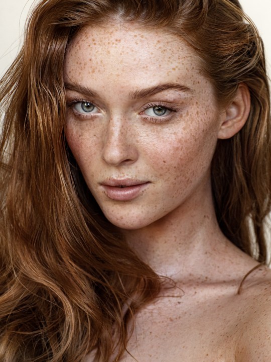 Afiş Larsen Thompson