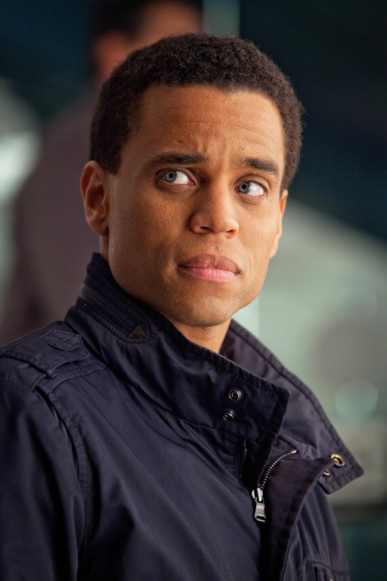 Almost Human : Fotoğraf Michael Ealy