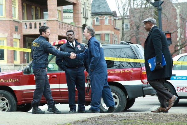 Chicago Fire : Fotoğraf Taylor Kinney, Eamonn Walker