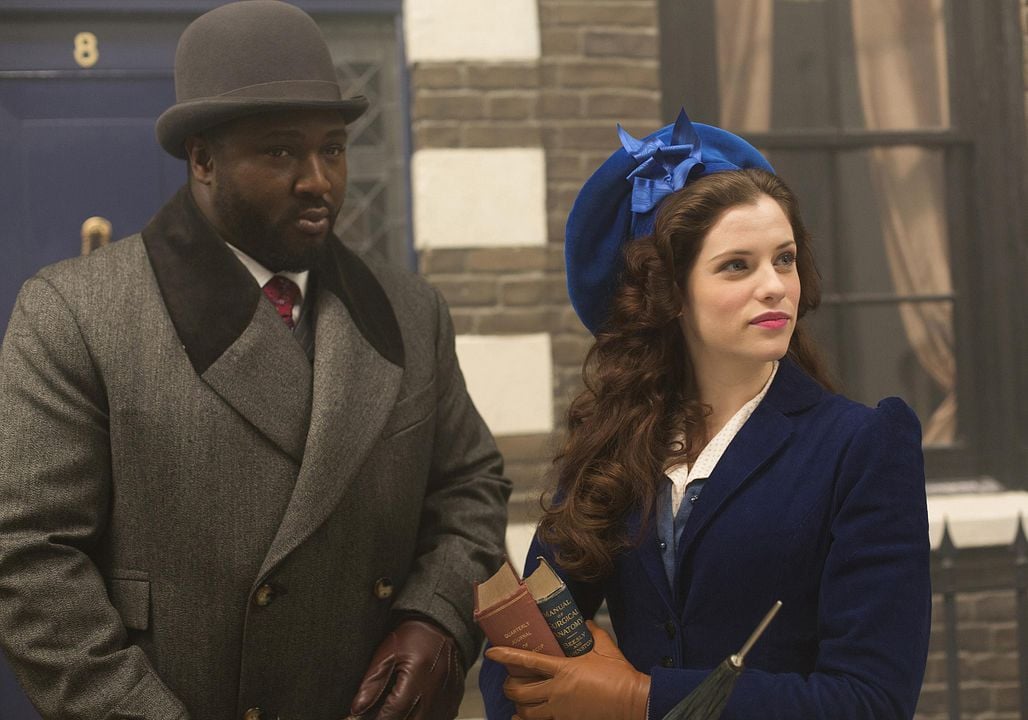 Dracula : Fotoğraf Nonso Anozie, Jessica De Gouw