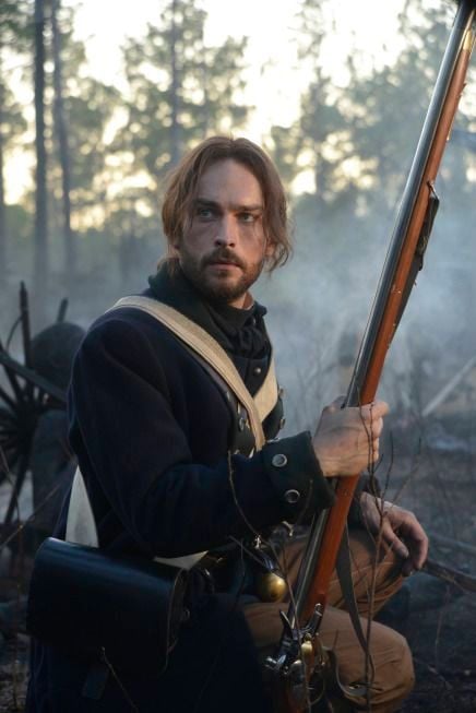 Fotoğraf Tom Mison