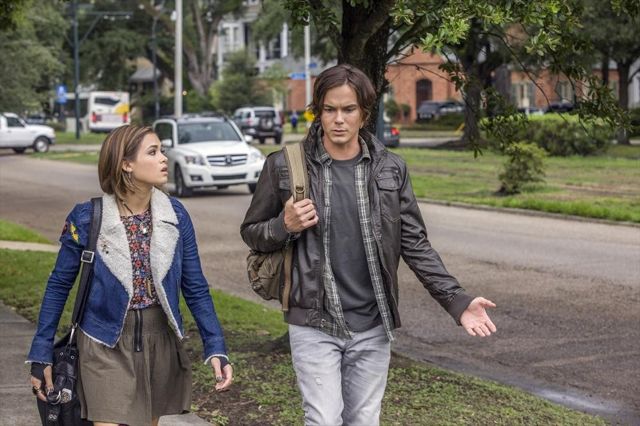 Fotoğraf Tyler Blackburn, Nicole Gale Anderson