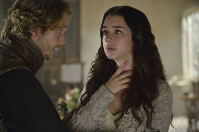 Fotoğraf Toby Regbo, Adelaide Kane