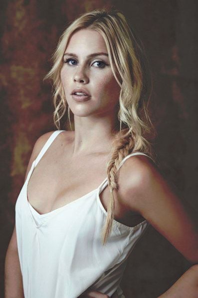 Vignette (magazine) Claire Holt