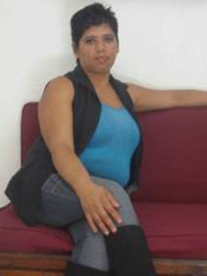 Afiş Reina Julieta Torres