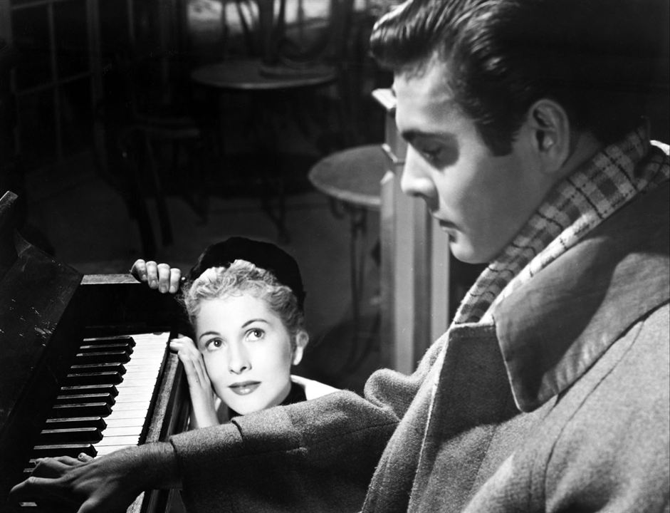 Letter From an Unknown Woman : Fotoğraf Joan Fontaine, Louis Jourdan