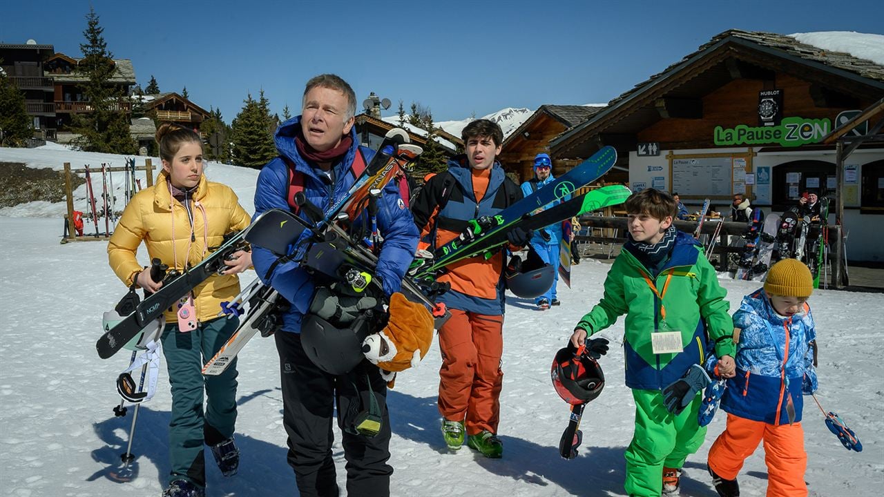 Fotoğraf Swann Joulin, Franck Dubosc, Violette Guillon, Ilan Debrabant