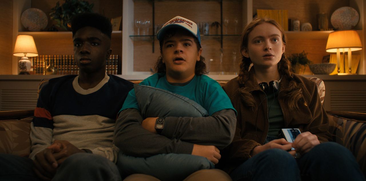 Fotoğraf Sadie Sink, Caleb McLaughlin, Gaten Matarazzo