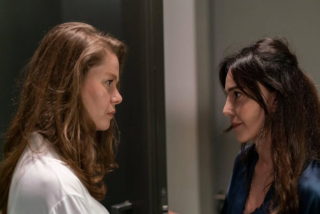 Camdaki Kız : Fotoğraf