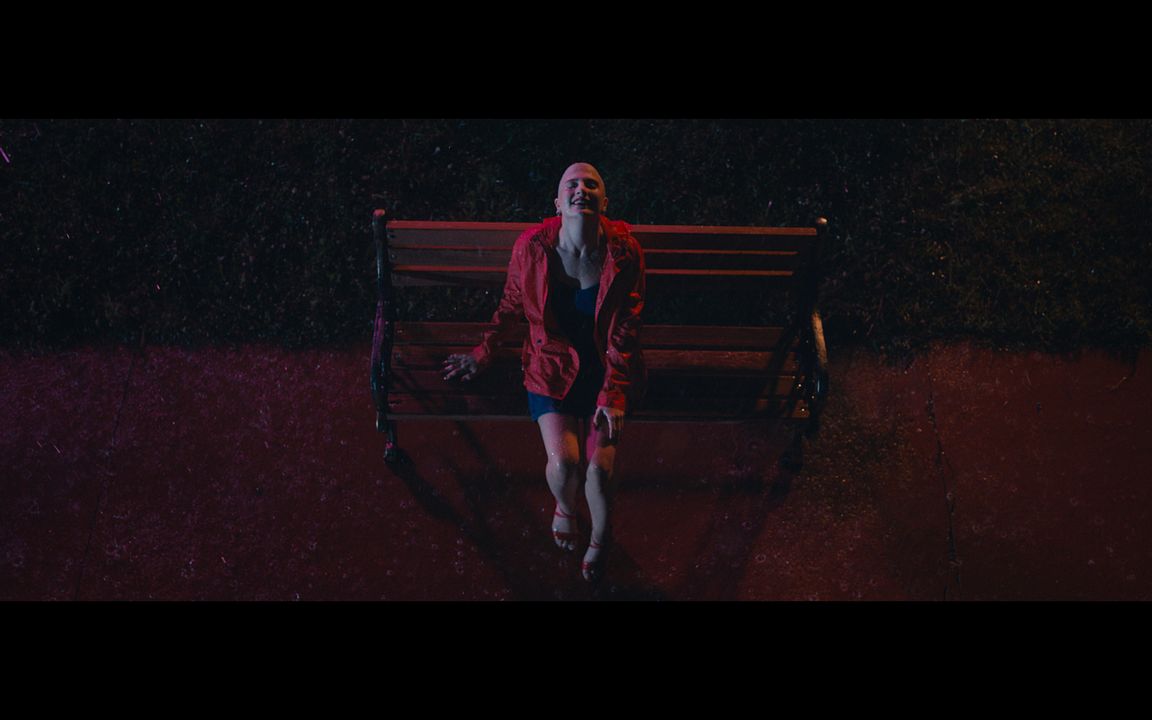 Demir Kadın: Neslican : Fotoğraf