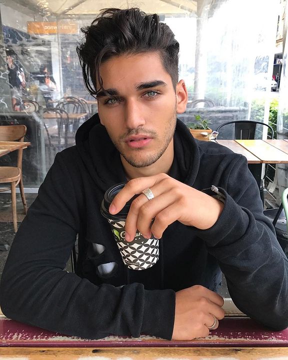 Afiş Josh Heuston