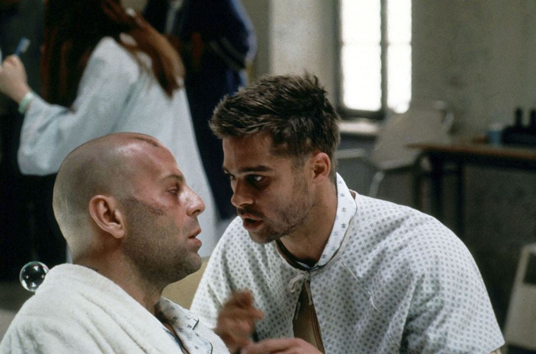12 Maymun : Fotoğraf Brad Pitt, Bruce Willis