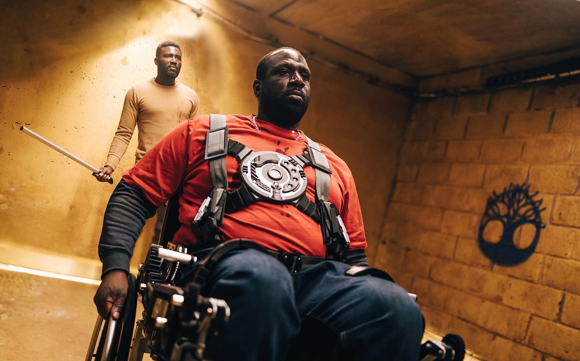 La Gravité : Fotoğraf Max Gomis, Steve Tientcheu