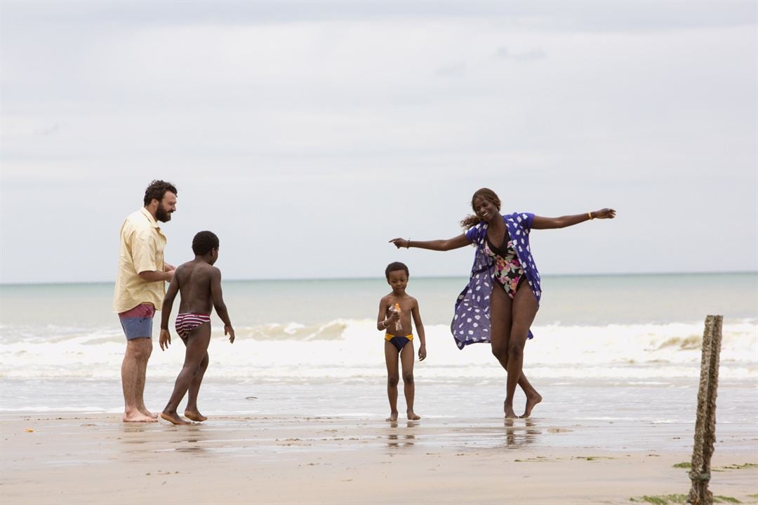 Un petit frère : Fotoğraf Annabelle Lengronne, Thibaut Evrard, Sidy Fofana, Milan Doucansi