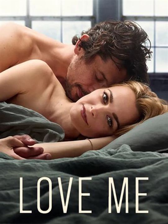 Love Me : Afiş