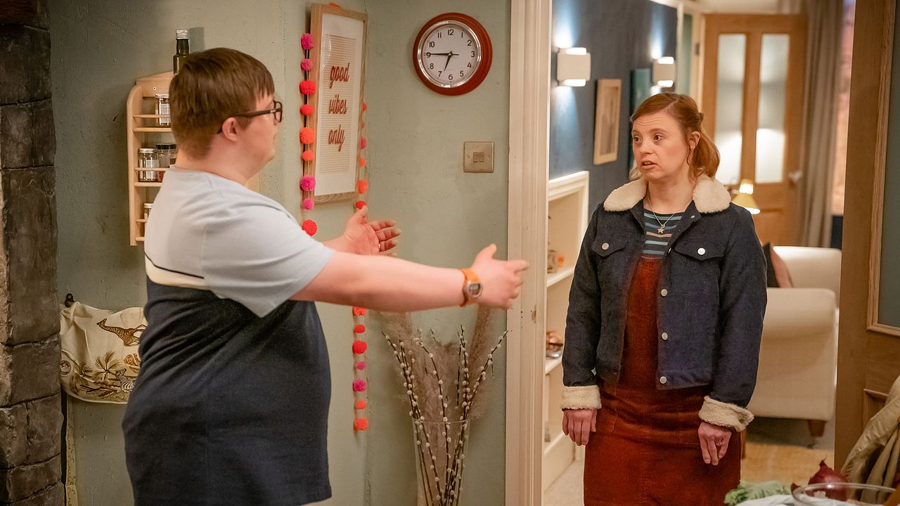 Fotoğraf Leon Harrop