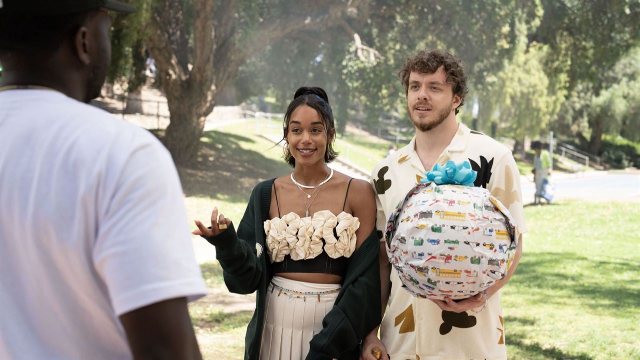 White Men Can't Jump : Fotoğraf Laura Harrier, Jack Harlow