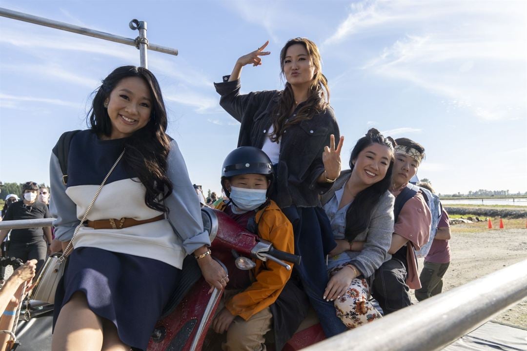 Joy Ride : Fotoğraf Stephanie Hsu, Ashley Park, Sherry Cola, Sabrina Wu