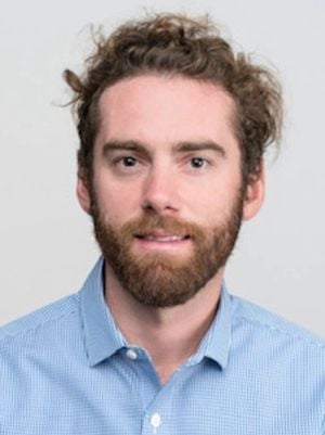 Afiş Mitchell LaFortune