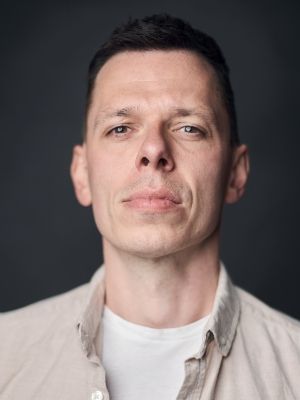 Afiş Lee Comley