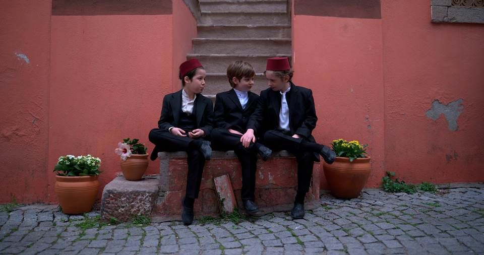 Zübeyde, Analar ve Oğullar : Fotoğraf