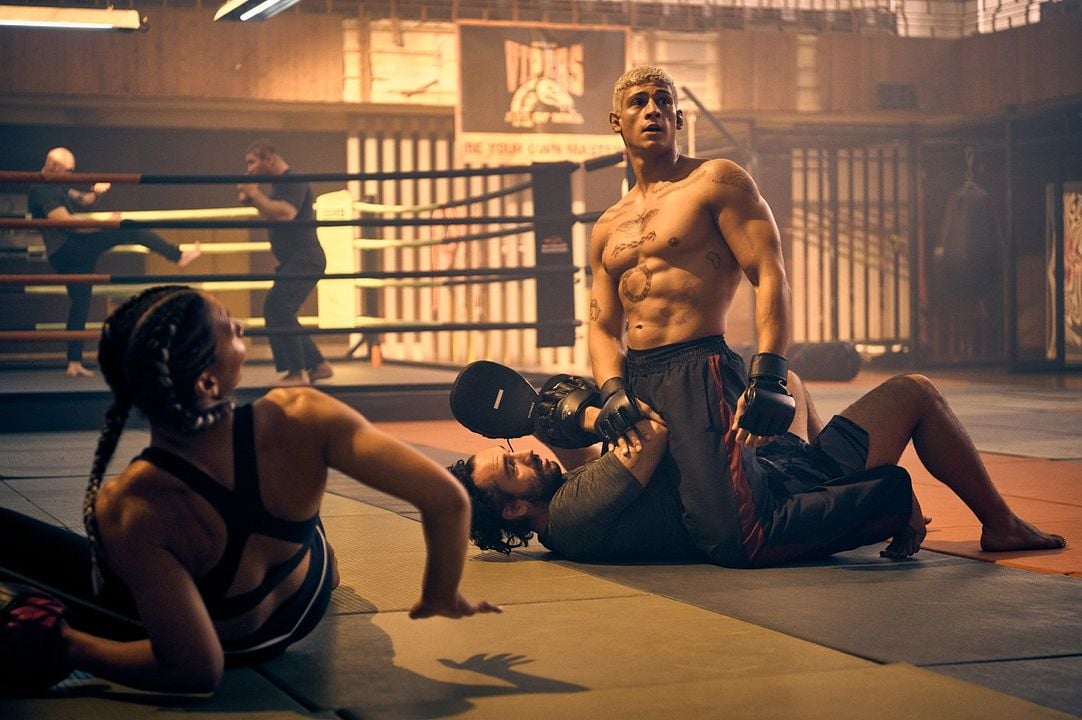 60 Minuten : Fotoğraf Emilio Sakraya