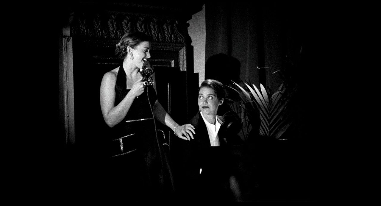 Lola : Fotoğraf Emma Appleton, Stefanie Martini