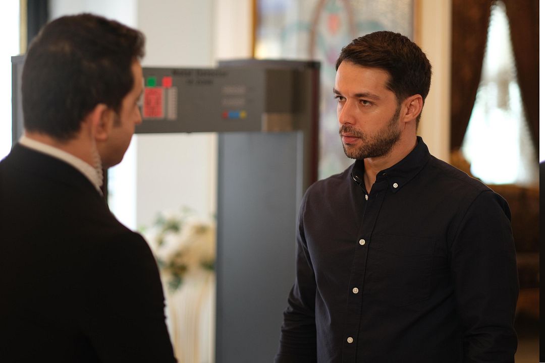 Altın Kafes : Fotoğraf