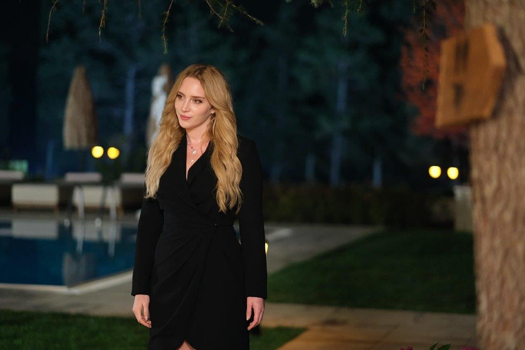 Altın Kafes : Fotoğraf