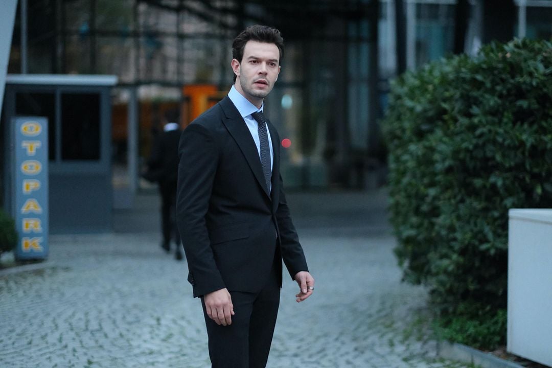 Altın Kafes : Fotoğraf