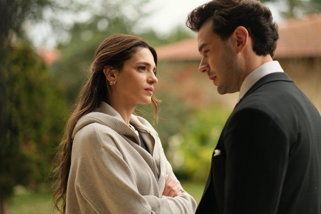 Altın Kafes : Fotoğraf