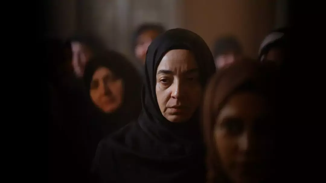 Kızıl Goncalar : Fotoğraf