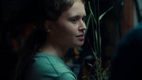 The Starling Girl : Fotoğraf